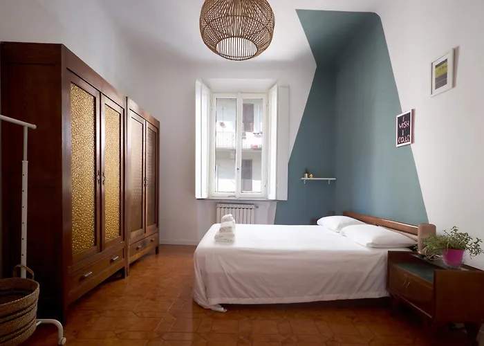 Timeless Noee - Milánó